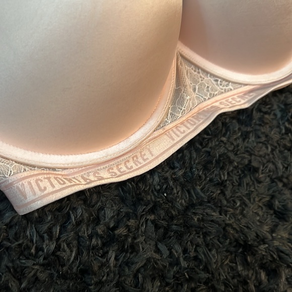 VICTORIA’S SECRET Very Sexy Push-Up Bra - Picture 4 of 8